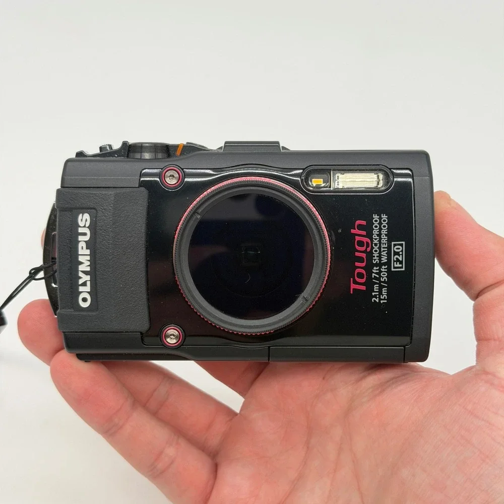 Olympus Tough TG-3 Waterproof Digital Camera Black Bundle TCON-T01 Teleconverter